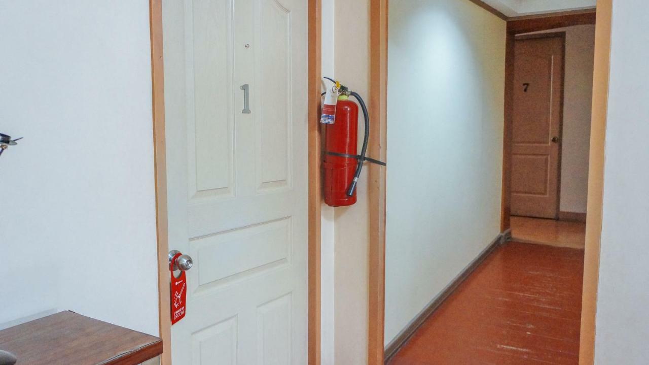 Reddoorz Near Old Tagbilaran Airport Hostel Exterior photo