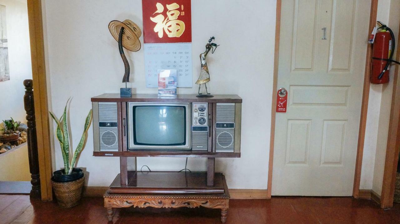 Reddoorz Near Old Tagbilaran Airport Hostel Exterior photo